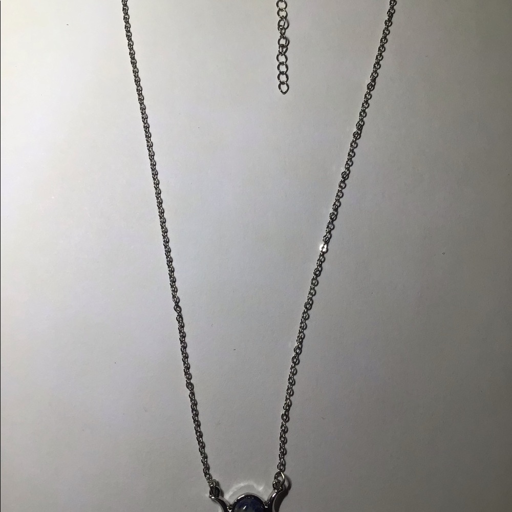 Triple moon goddess necklace lapis lazuli - Picture 4 of 4